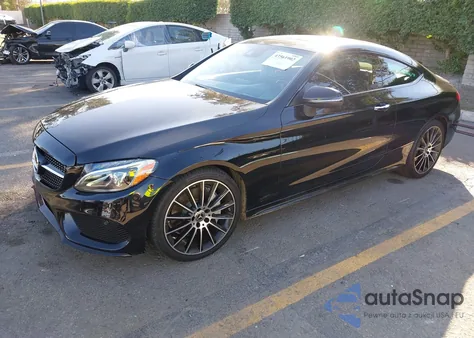 2018 Mercedes-Benz C 300 z USA, uszkodzony, nr VIN WDDWJ4JB0JF750372